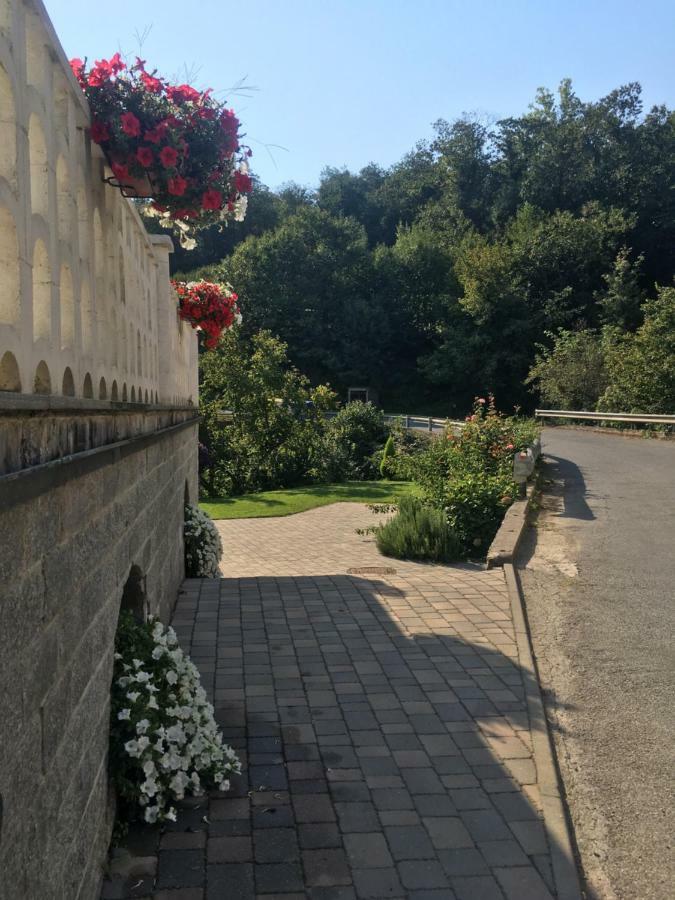 Agriturismo La Ferriera Пиньоне Екстериор снимка