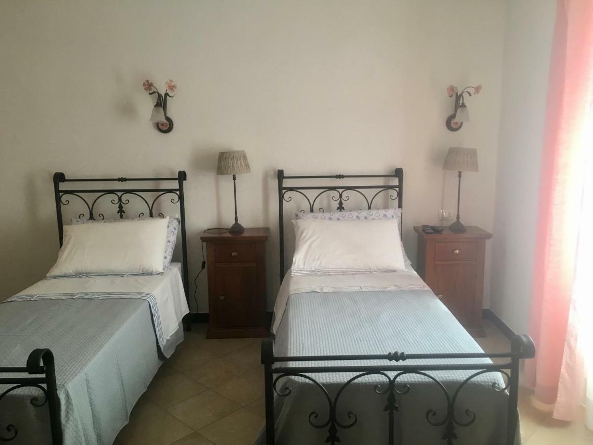 Agriturismo La Ferriera Пиньоне Екстериор снимка