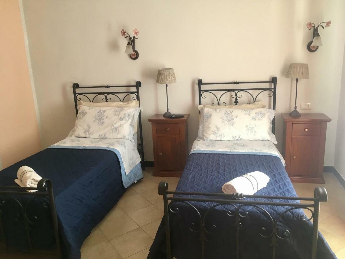 Agriturismo La Ferriera Пиньоне Екстериор снимка